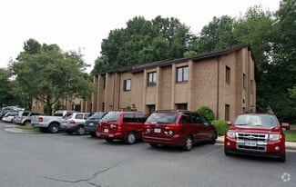 More details for 5210-5216 Lyngate Ct, Burke, VA - Office for Sale