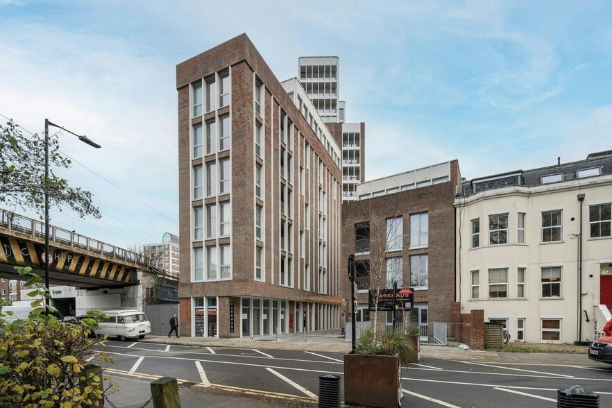 1A Downs Rd, London to rent - Building Photo - Image 2 of 10