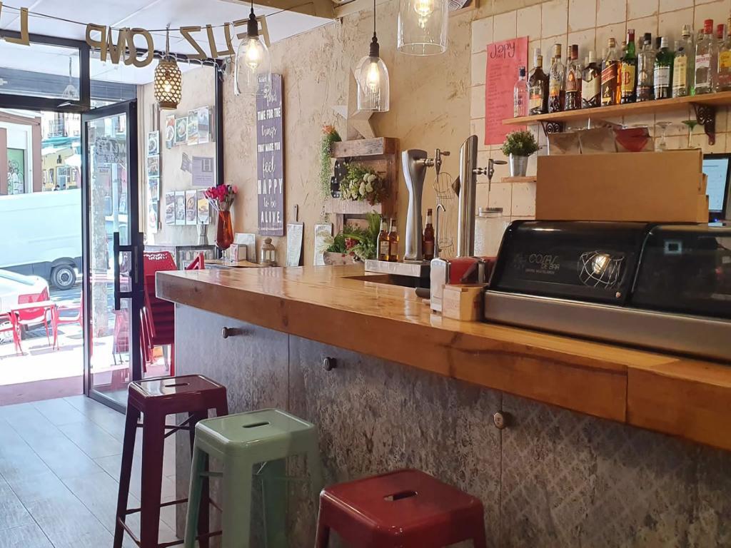 Retail in Madrid, Madrid to rent Interior Photo- Image 1 of 3