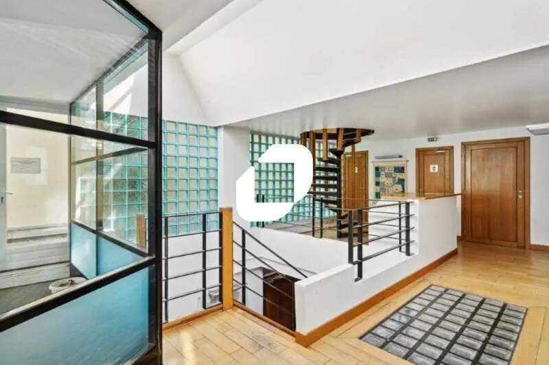 Office in Levallois-Perret to rent - Interior Photo - Image 3 of 5