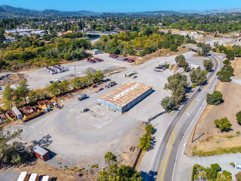 13666 Healdsburg Ave, Healdsburg, CA for rent - Aerial - Image 2 of 9