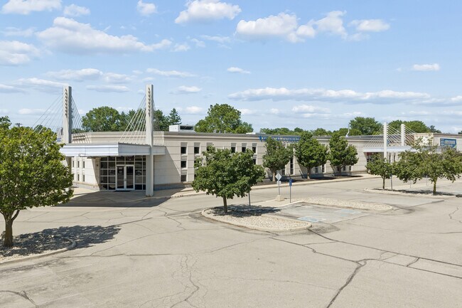 More details for 800 S Tillotson Ave, Muncie, IN - Office / Medical to Rent