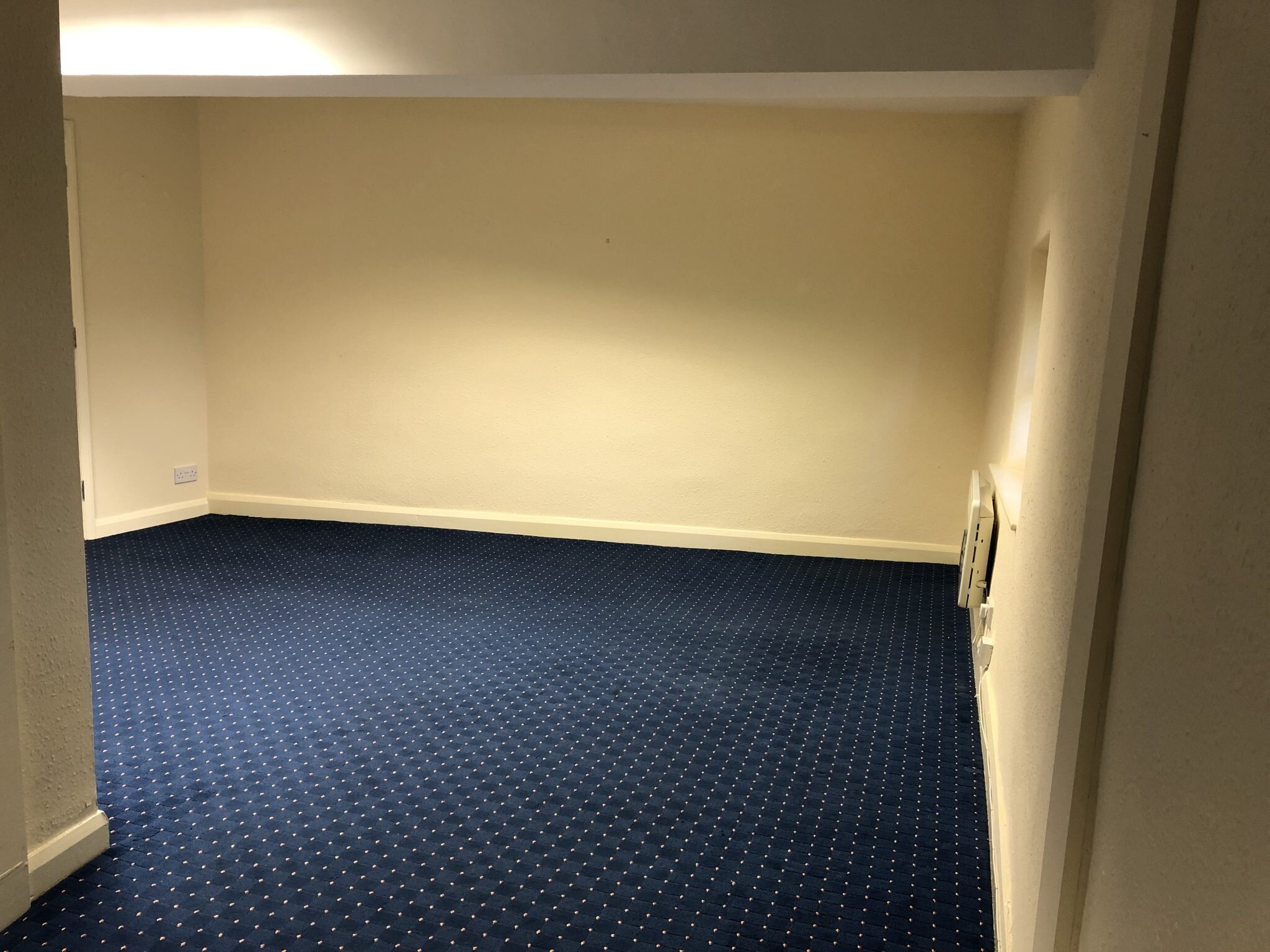 Redhills Business Park, Penrith to rent Interior Photo- Image 1 of 5