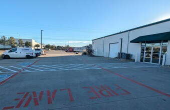 310 E Trinity Blvd, Grand Prairie, TX to rent Building Photo- Image 2 of 3