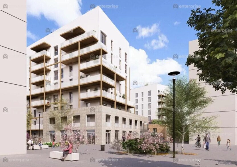 Retail in Amiens for sale - Building Photo - Image 3 of 3