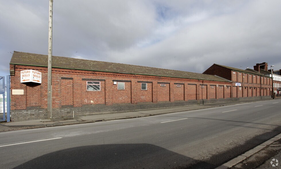 Rolfe St, Smethwick for sale - Primary Photo - Image 1 of 1