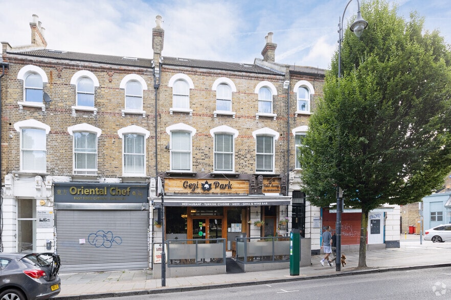 27 High St, London for sale - Building Photo - Image 2 of 36