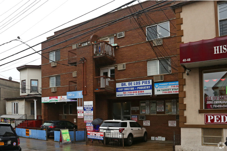 4050 Junction Blvd, Flushing, NY for rent - Primary Photo - Image 1 of 4