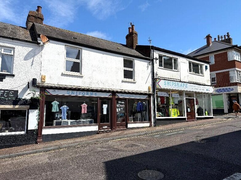 16 Albion St, Exmouth to rent - Building Photo - Image 3 of 3