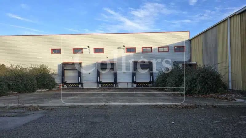 Location Entrepôt 2 340 m² à 8 954 m² - Photo 1