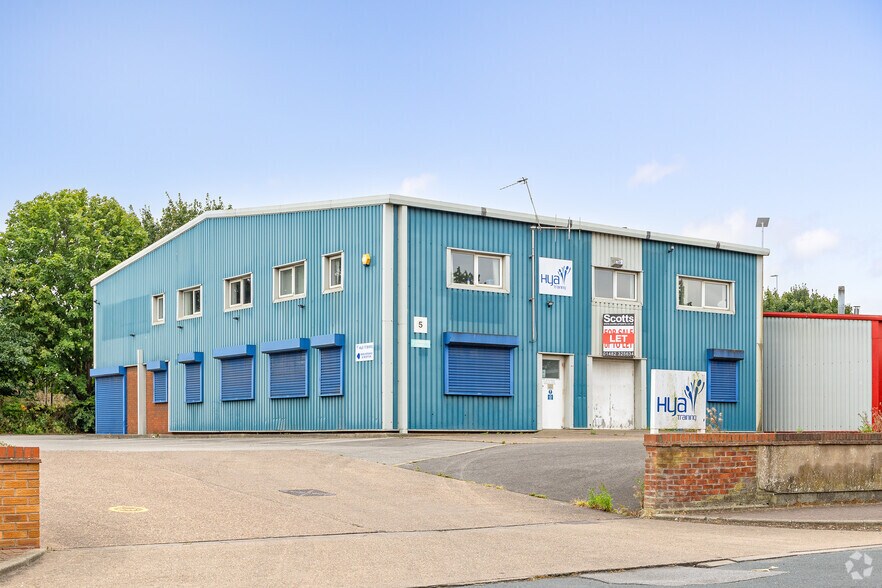 8 Goulton St, Hull for sale - Building Photo - Image 1 of 1