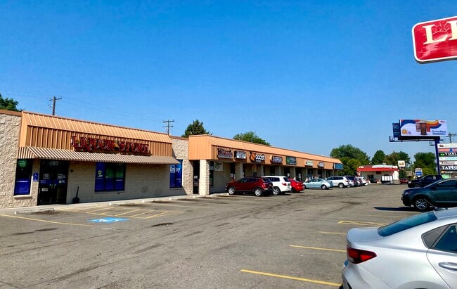 More details for 205 Caldwell Blvd, Nampa, ID - Retail to Rent