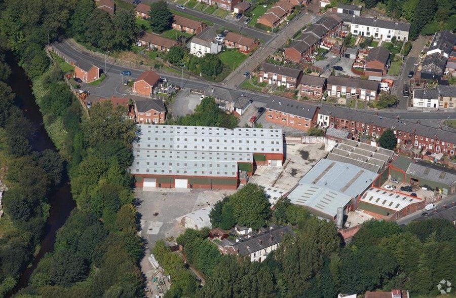 Hacken Ln, Bolton to rent - Primary Photo - Image 1 of 2