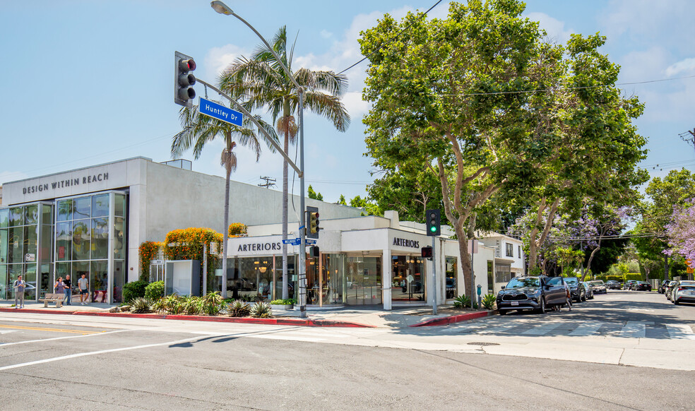 8618-8620 Melrose Ave, Los Angeles, CA for rent - Building Photo - Image 2 of 17