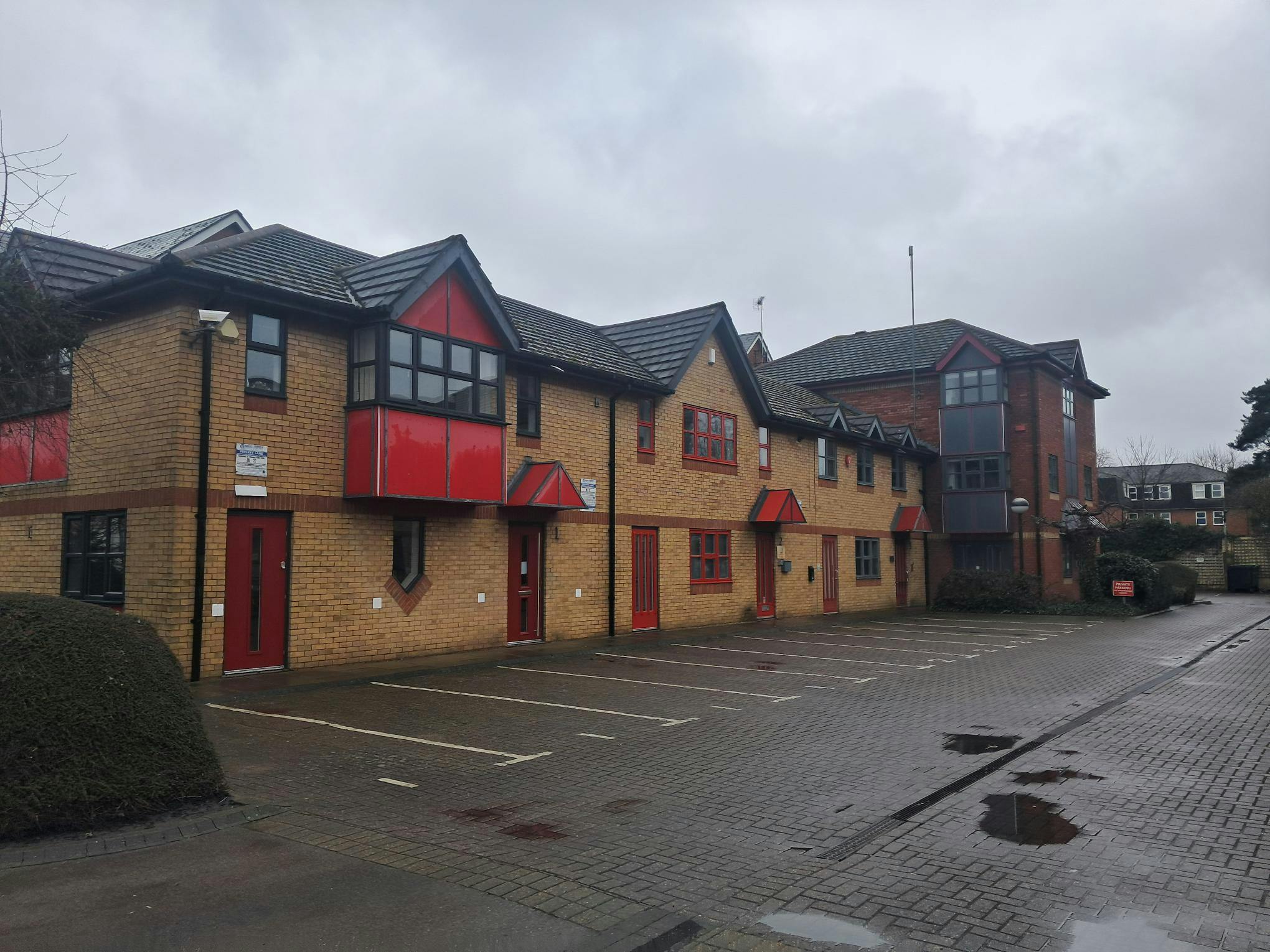 Silver St, Reading to rent Building Photo- Image 1 of 3