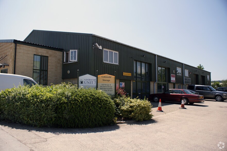 Draycott Rd, Moreton In Marsh for sale - Primary Photo - Image 1 of 1