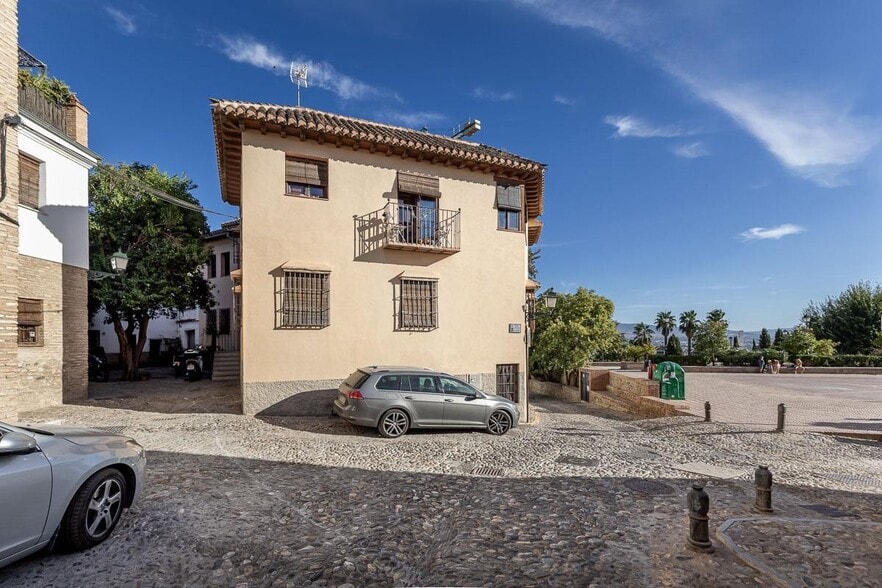 Placeta del Cristo de las Azucenas, 5-5, Granada, Granada for sale - Building Photo - Image 2 of 26