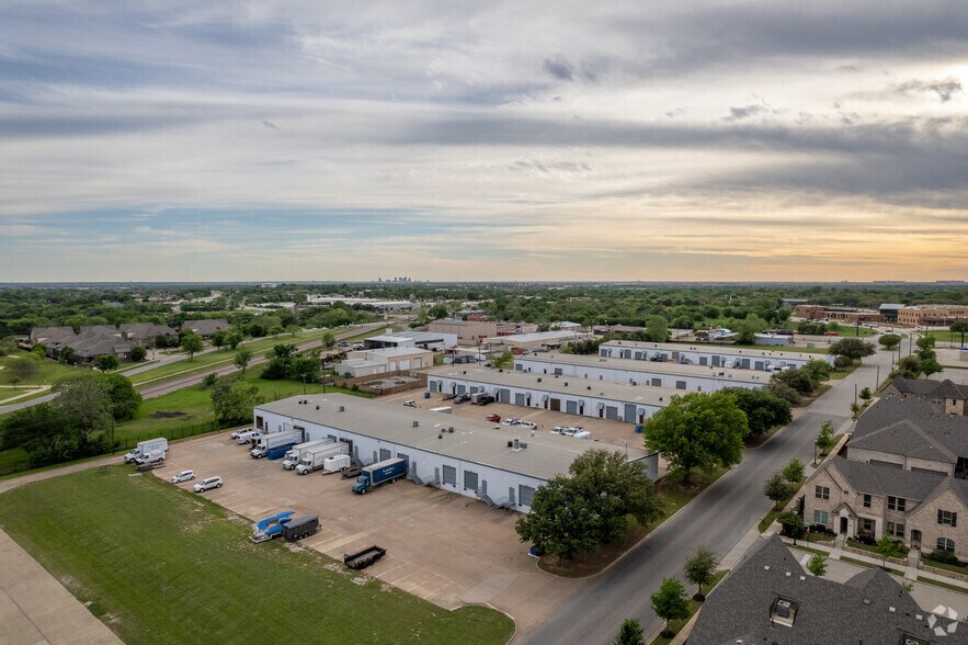 8212 Northeast Pky, North Richland Hills, TX for rent - Building Photo - Image 1 of 8