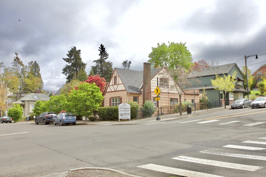 702 John Adams St, Oregon City, OR for sale - Building Photo - Image 1 of 1