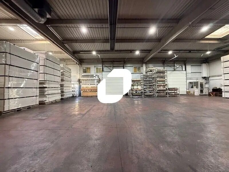 Light Industrial in SAINT-OUEN-L'AUMONE to rent Building Photo- Image 1 of 17