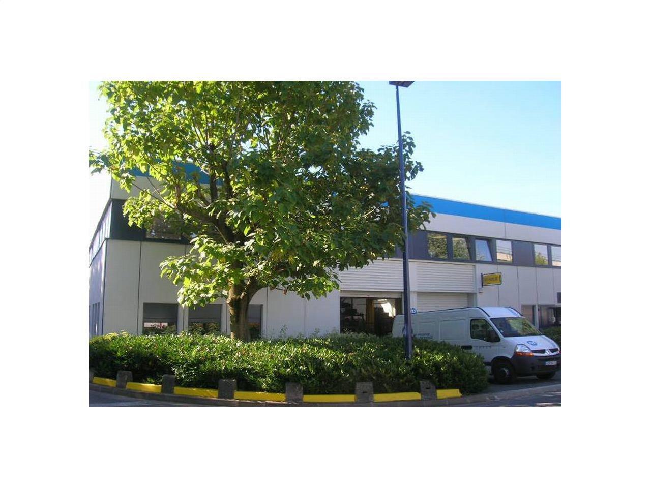 Light Industrial in Aulnay-sous-Bois to rent Building Photo- Image 1 of 9