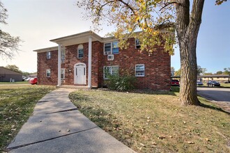 6301-6305 Reed Rd, Fort Wayne, IN for sale Primary Photo- Image 1 of 24