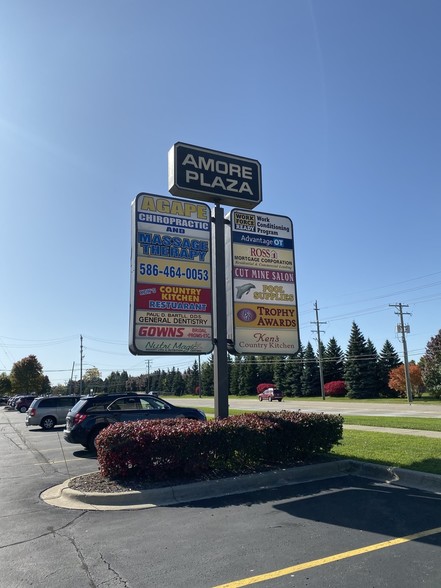 40300-40522 Hayes Rd, Clinton Township, MI for rent - Building Photo - Image 2 of 4