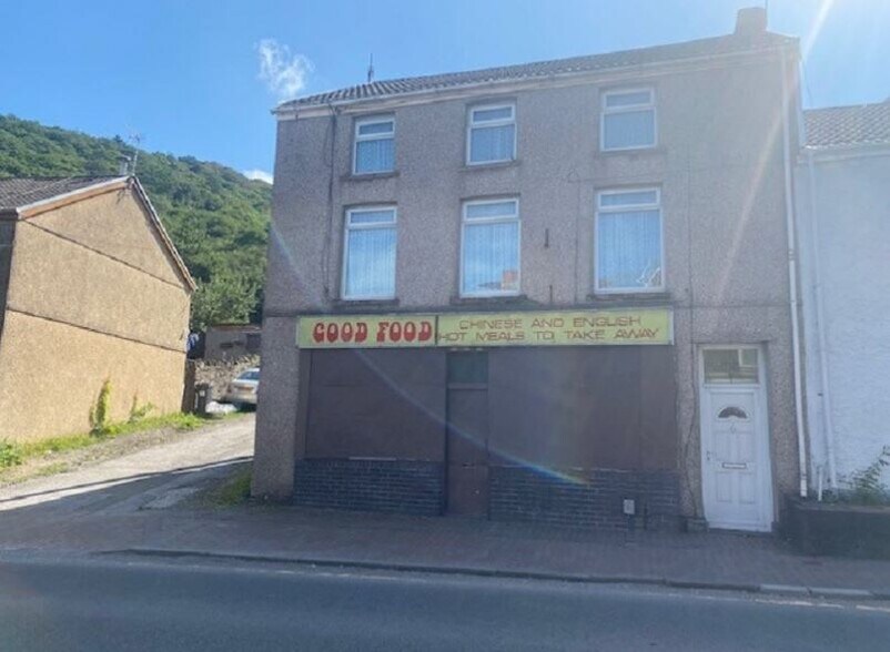 78 Neath Rd, Neath for sale - Primary Photo - Image 1 of 1