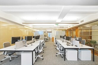 18 Cavendish Sq, London to rent Interior Photo- Image 1 of 4