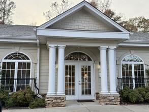 7453 Irmo Dr, Columbia, SC for rent Building Photo- Image 1 of 6