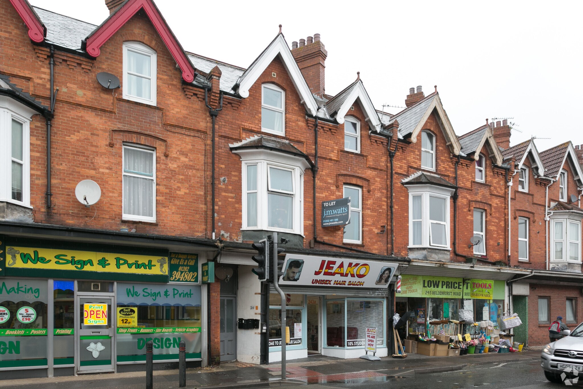 243a Holdenhurst Rd, Bournemouth for sale Primary Photo- Image 1 of 1