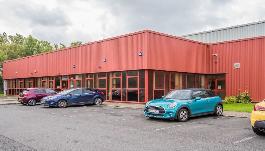 Crossens Way, Southport for sale - Primary Photo - Image 1 of 1