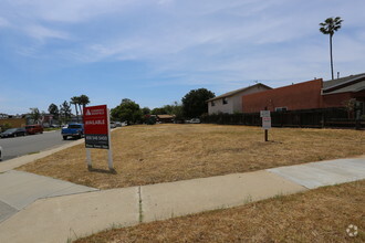 Oak Ave, Carlsbad, CA for sale Primary Photo- Image 1 of 1