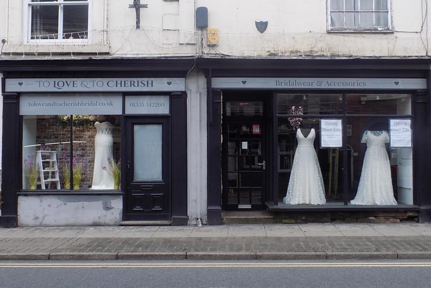 25-27 St John St, Ashbourne to rent - Primary Photo - Image 1 of 1