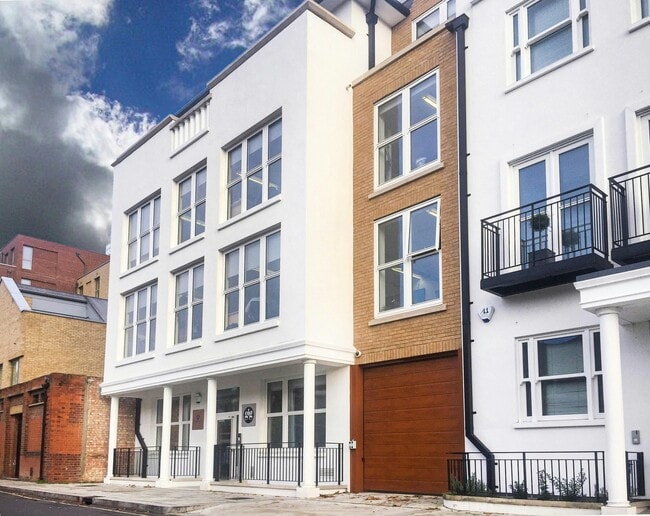 More details for 11 Beavor Ln, London - Office for Sale