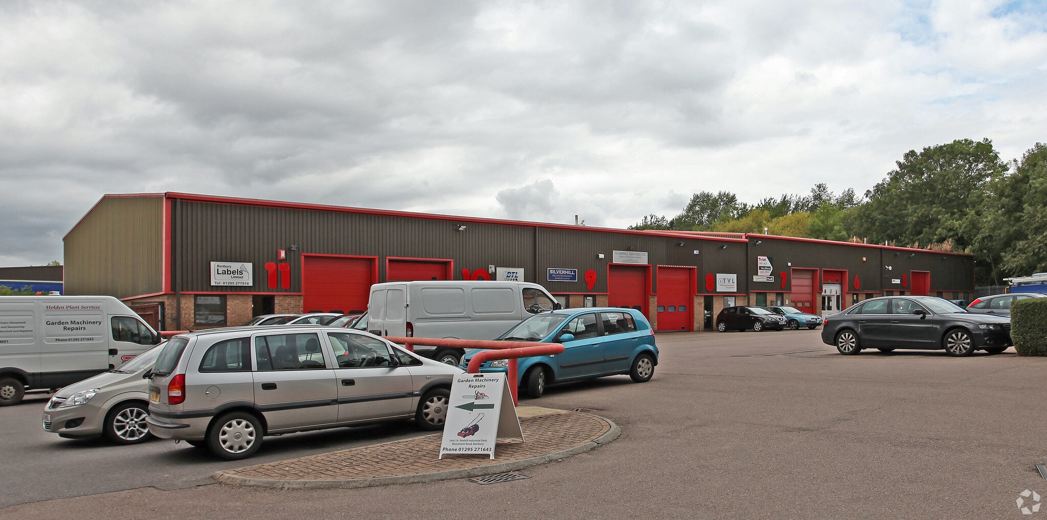 Beaumont Rd, Banbury for sale Primary Photo- Image 1 of 1
