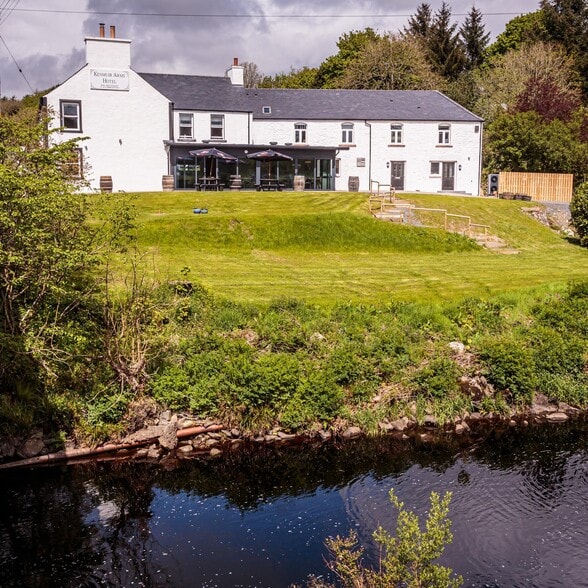 31 Main St, Newton Stewart to rent - Building Photo - Image 3 of 12