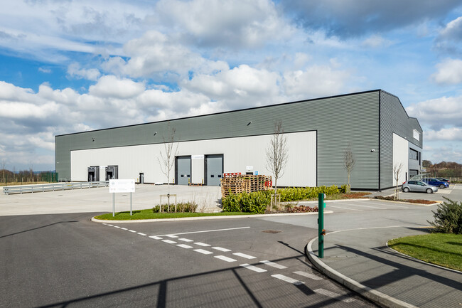 More details for Unit C Woodhall, Bradford - Industrial to Rent