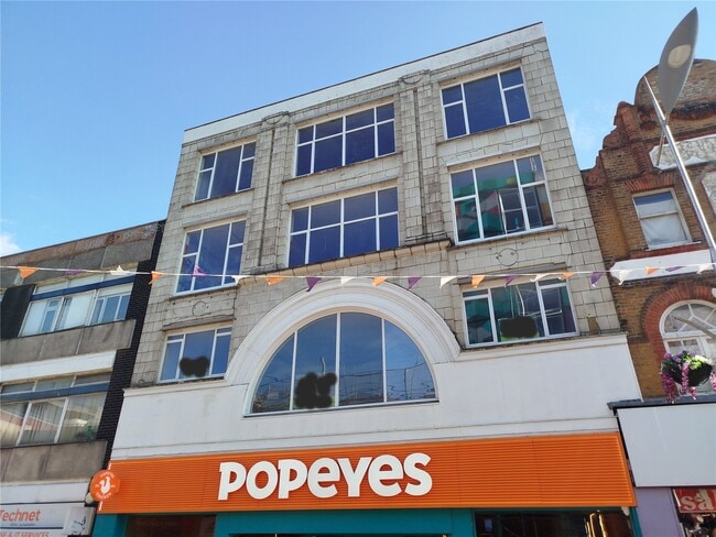 More details for 90 High St, Southend On Sea - Retail to Rent