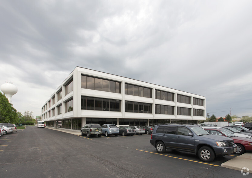 2311 W 22nd St, Oak Brook, IL for rent - Building Photo - Image 3 of 5