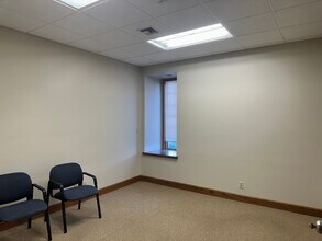 400 St. Louis St, Edwardsville, IL to rent Building Photo- Image 1 of 5