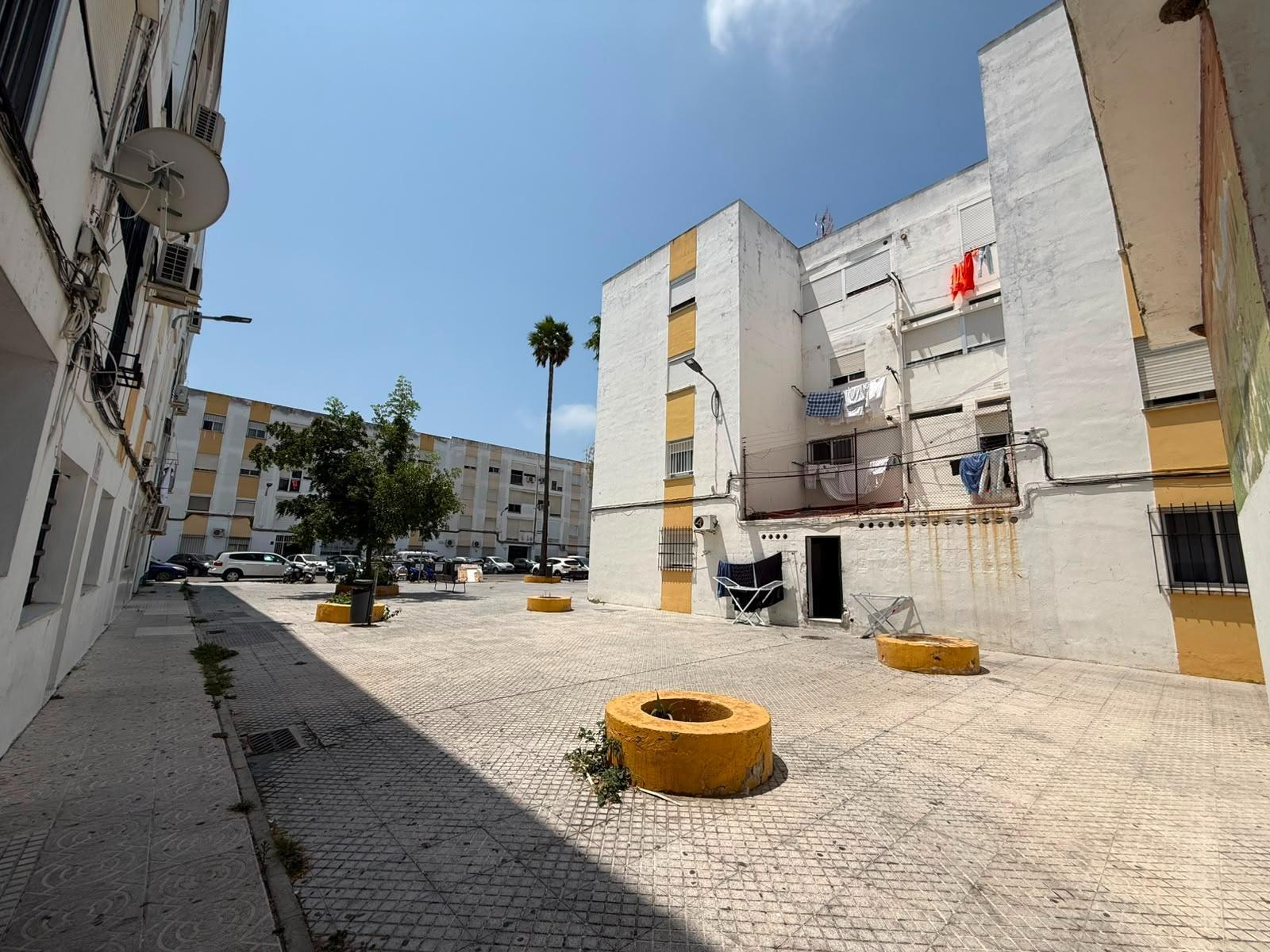 Retail in El Puerto de Santa María, Cádiz for sale Building Photo- Image 1 of 12