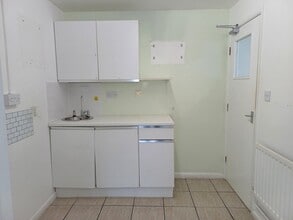 Charter Ct, Corby to rent Interior Photo- Image 2 of 3