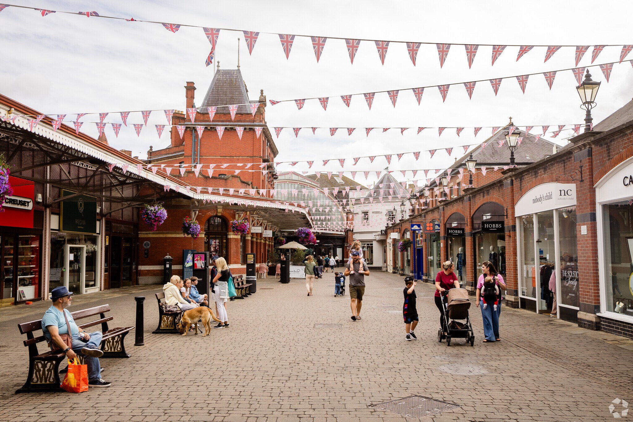 1-69 Jubilee Arch, Windsor to rent Primary Photo- Image 1 of 3