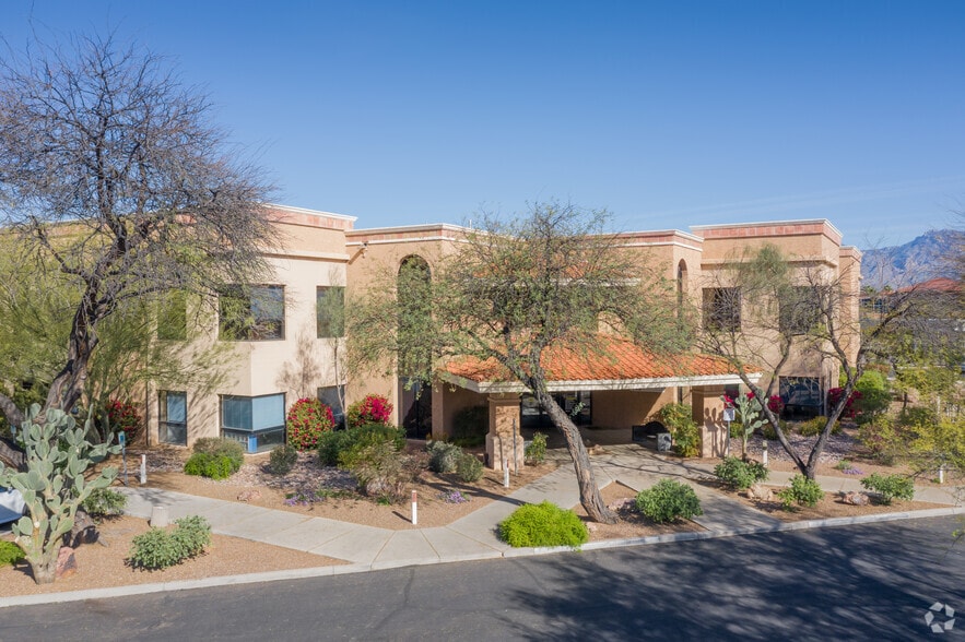 535 N Wilmot Rd, Tucson 85711 UK