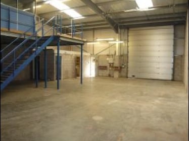 8 Kingsway Park Clos, Derby to rent - Interior Photo - Image 3 of 10