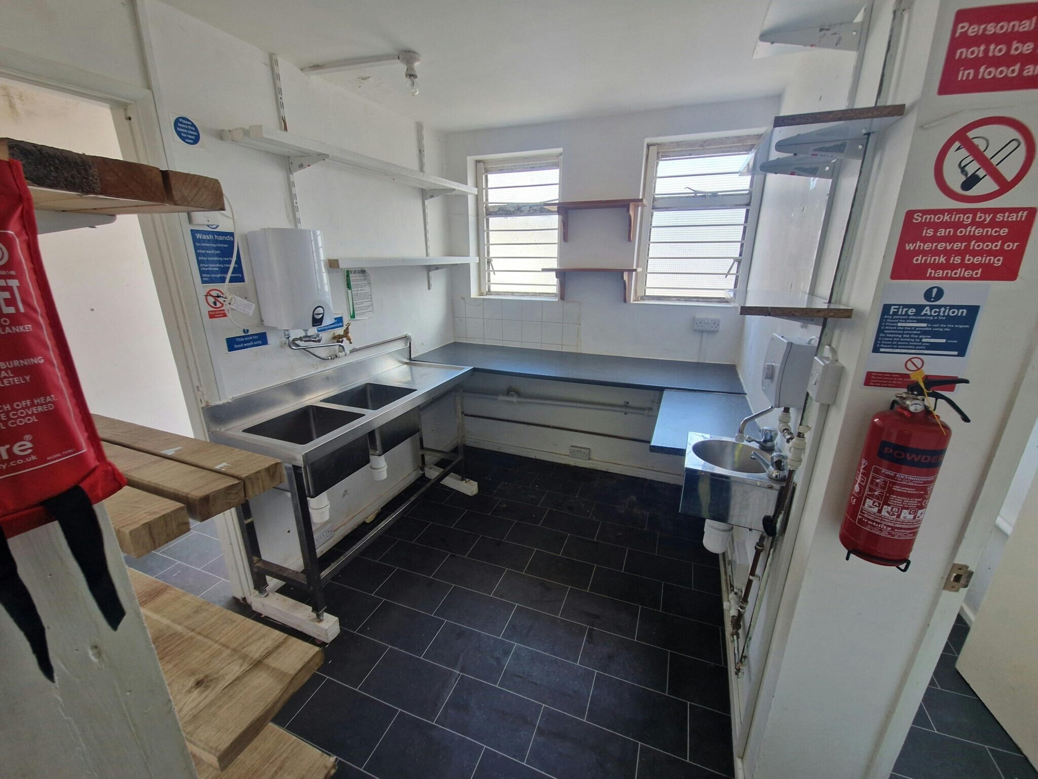 Greywell Rd, Havant to rent Interior Photo- Image 1 of 2