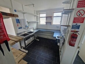 Greywell Rd, Havant to rent Interior Photo- Image 1 of 2