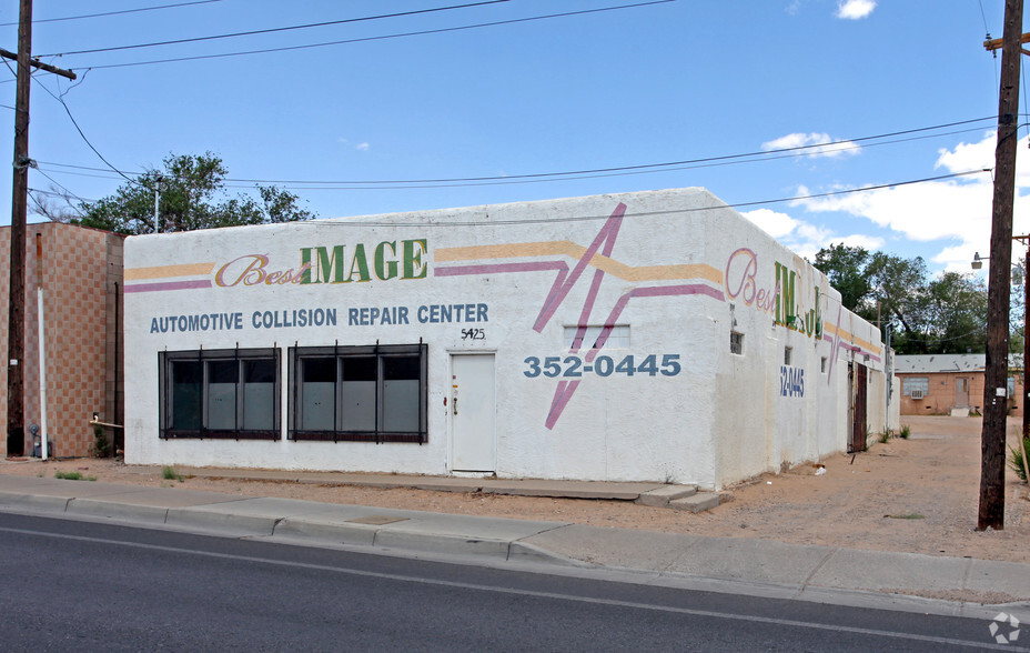 5425 Central Ave NW, Albuquerque, NM for sale - Primary Photo - Image 1 of 1