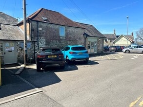 6-8 Bell St, Shaftesbury to rent Building Photo- Image 2 of 8